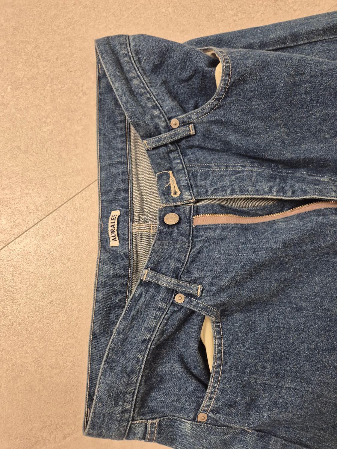 오라리 샐비지 라이트 데님 팬츠 22시즌 상품이미지2