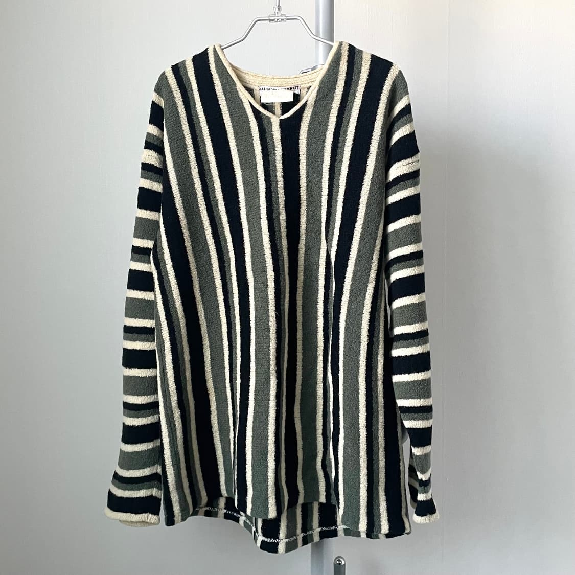 캐서린햄넷 스트라이프 니트 상품이미지1