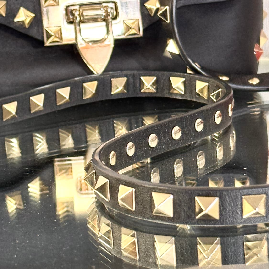 [풀구성] 발렌티노 락스터드 미니 크로스백 상품이미지5