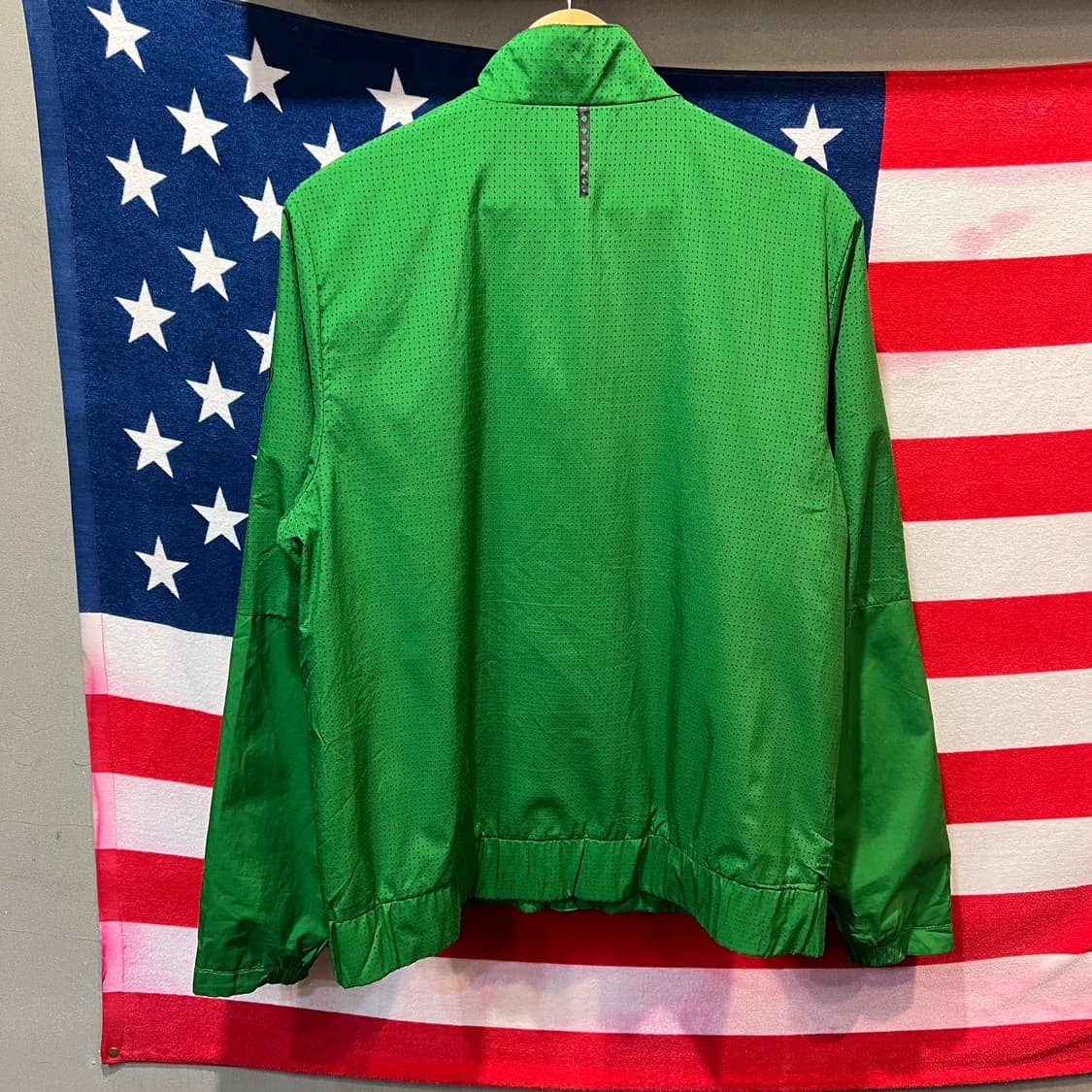 나이키 셀틱 바람막이 상품이미지2