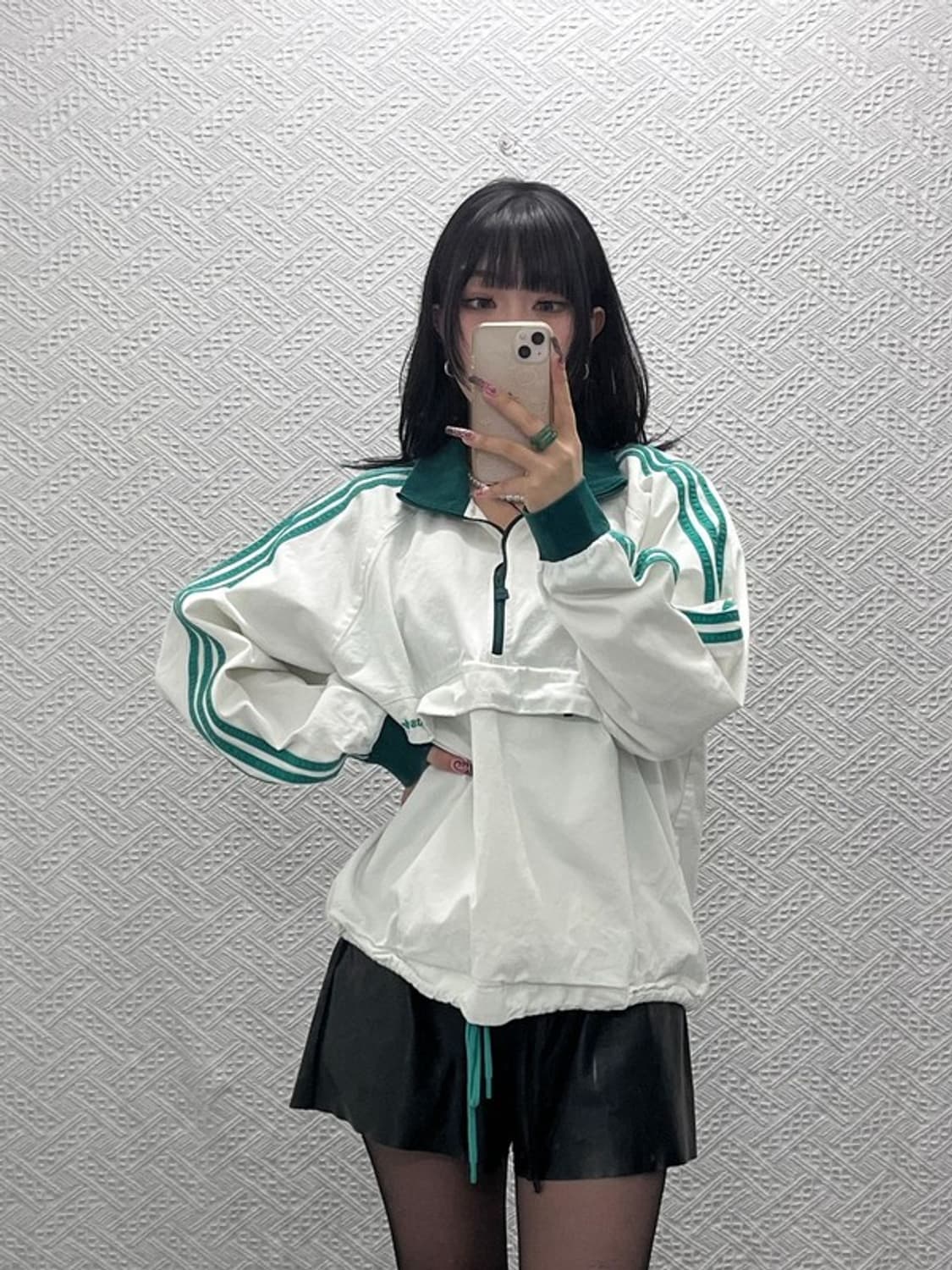 아디다스 빈티지 레트로 00's 말차크림 스웻 반집업 L C11582 상품이미지1