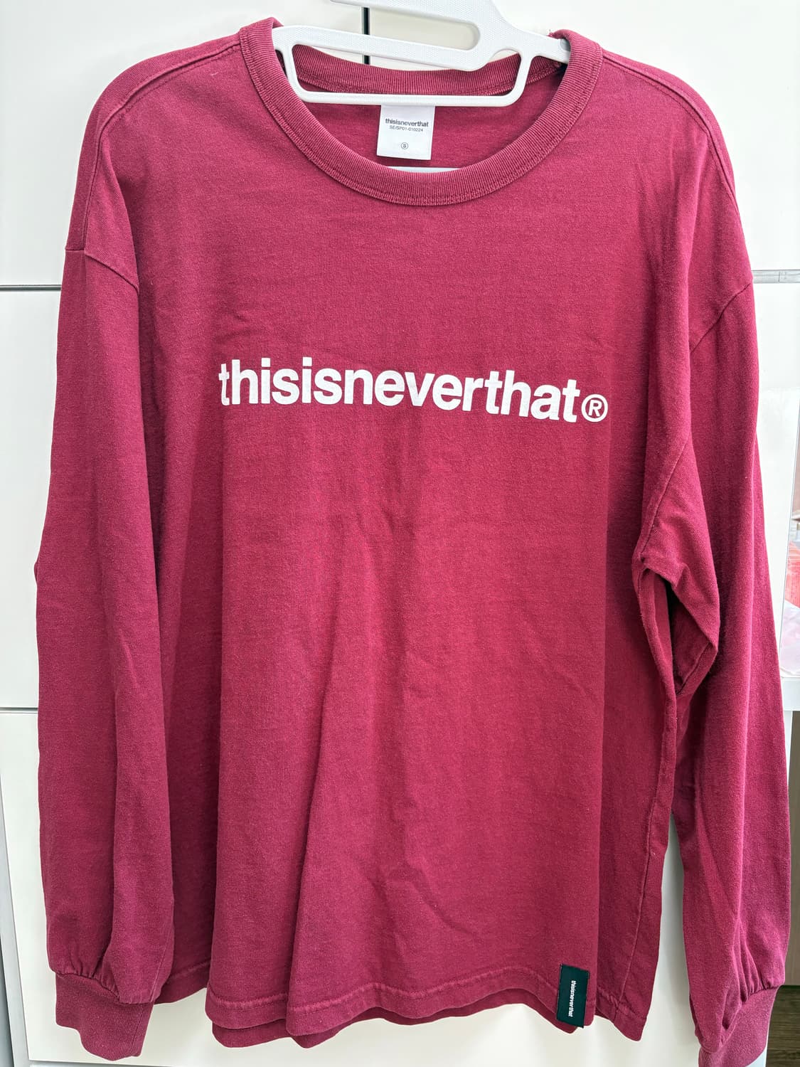 디스이즈네버댓 버건디 롱슬리브 상품이미지1