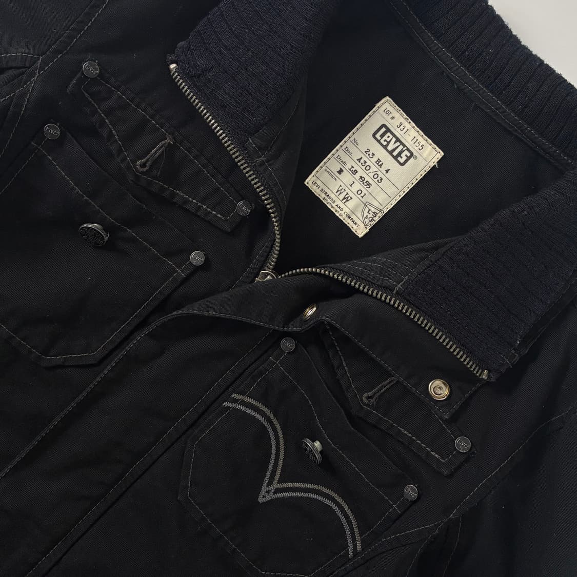 Levi's  리바이스 센터포켓 스티치 블랙 데님자켓  상품이미지5