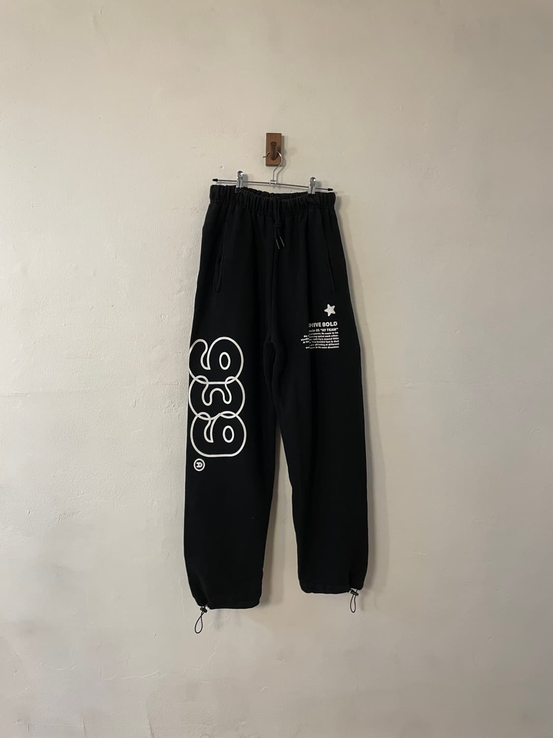 아카이브 볼드 조거 팬츠  상품이미지1