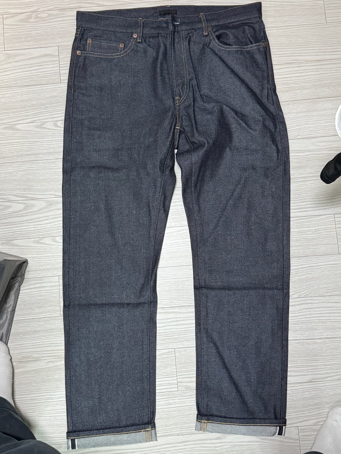 유니클로 셀비지 데님 상품이미지1