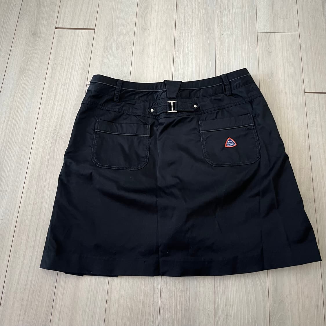 루이까스텔 블랙 골프 스커트 상품이미지2