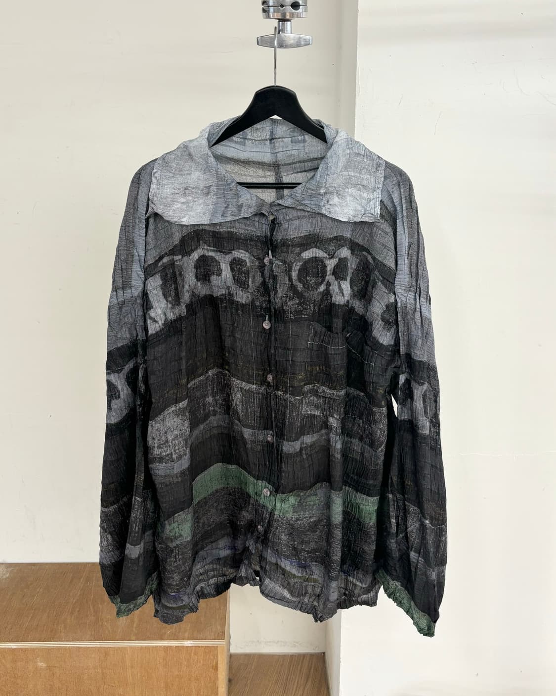 이세이 미야케 그레이 빈티지 프린팅 셔츠 상품이미지1