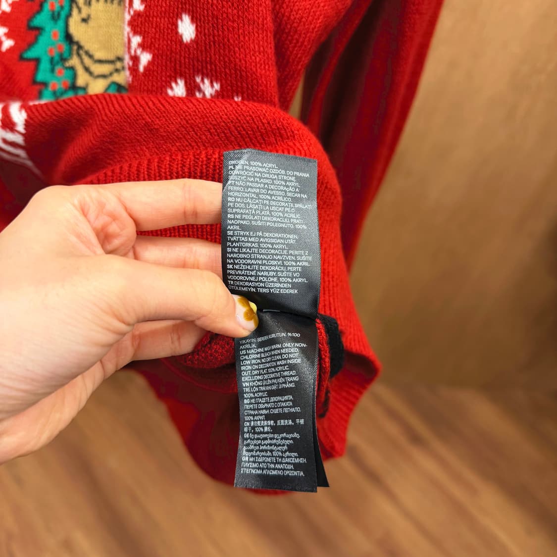 H&M 크루넥 니트 크리스마스 자카드 패턴 장식 디테일 레귤러핏 레드 상품이미지9