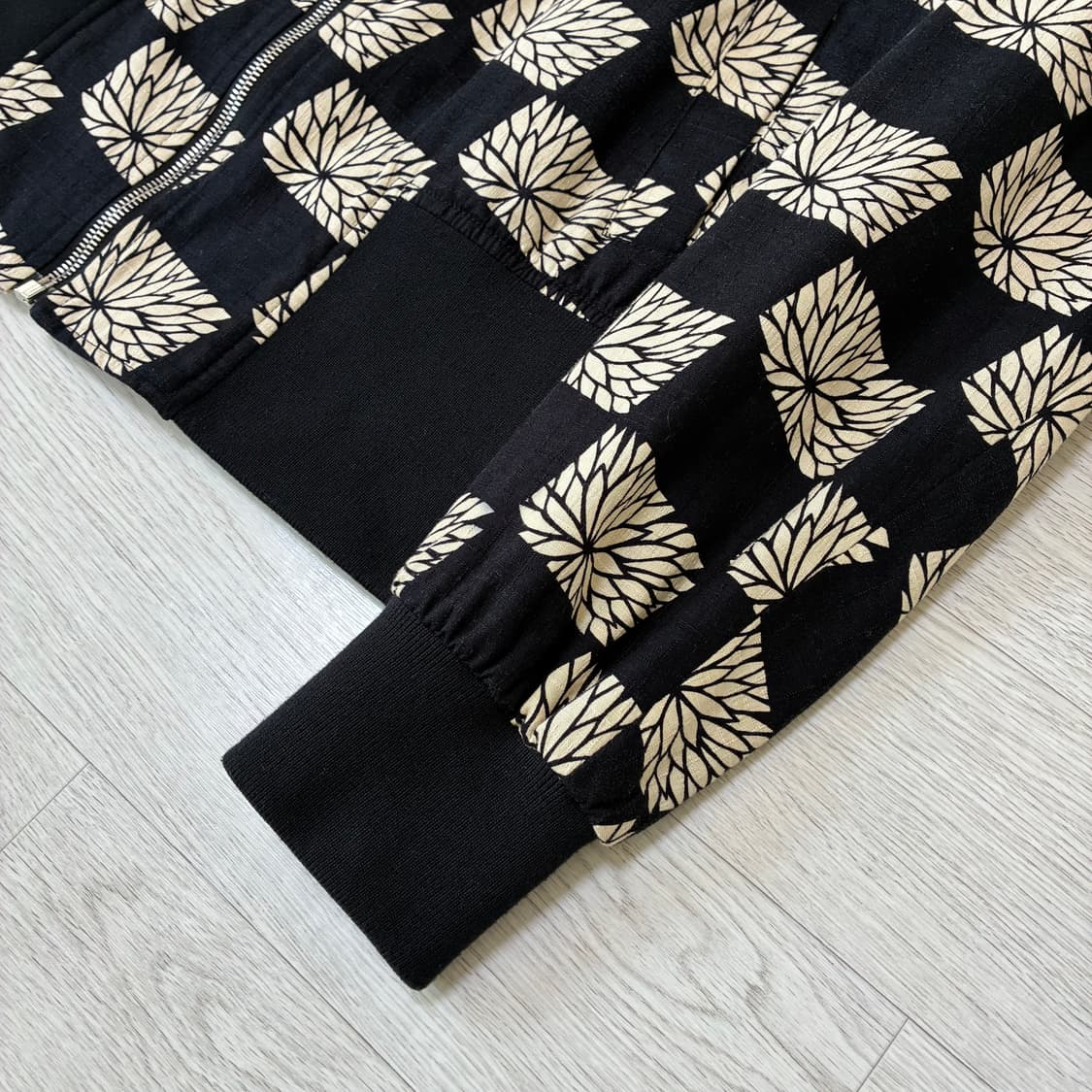 [48] 라프시몬스 플라워패턴 드리즐러 자켓 상품이미지4