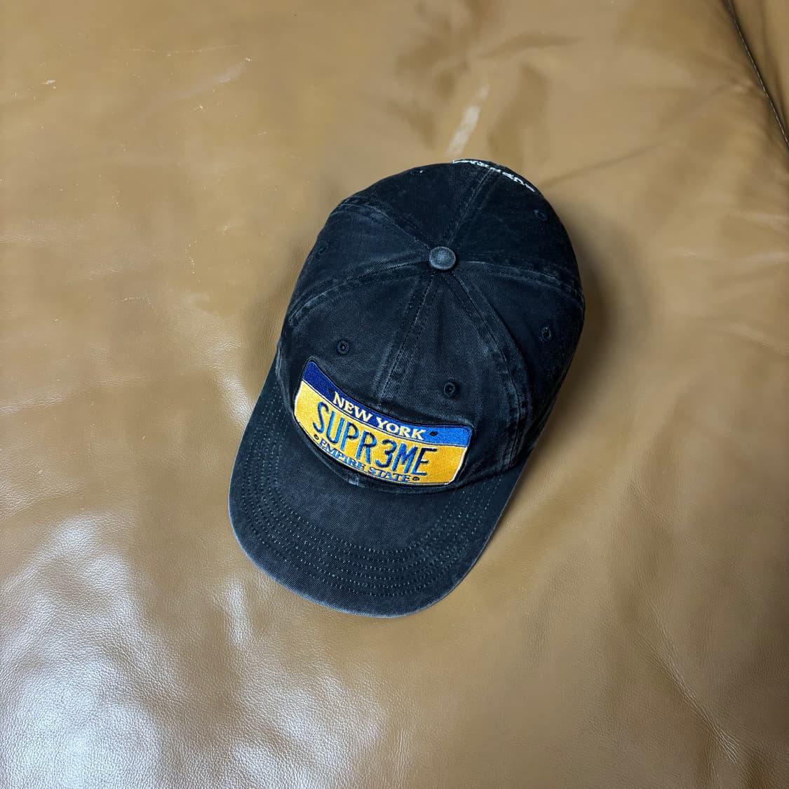 Supreme 슈프림 라이센스 워시드 블랙 6패널 볼캡 모자 Black 상품이미지5