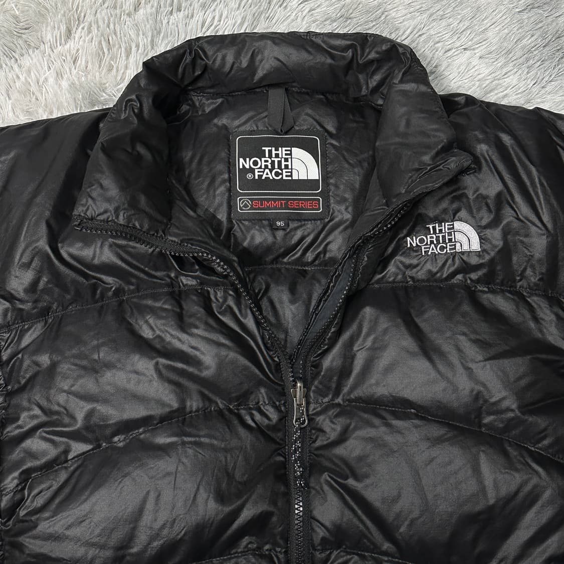 노스페이스 써밋 블랙 아콘패딩 m 상품이미지2