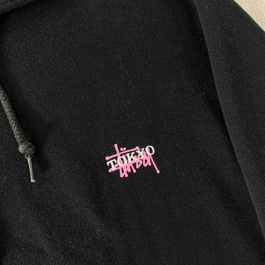 100 스투시 도쿄 스펠아웃 후드티 상품이미지2