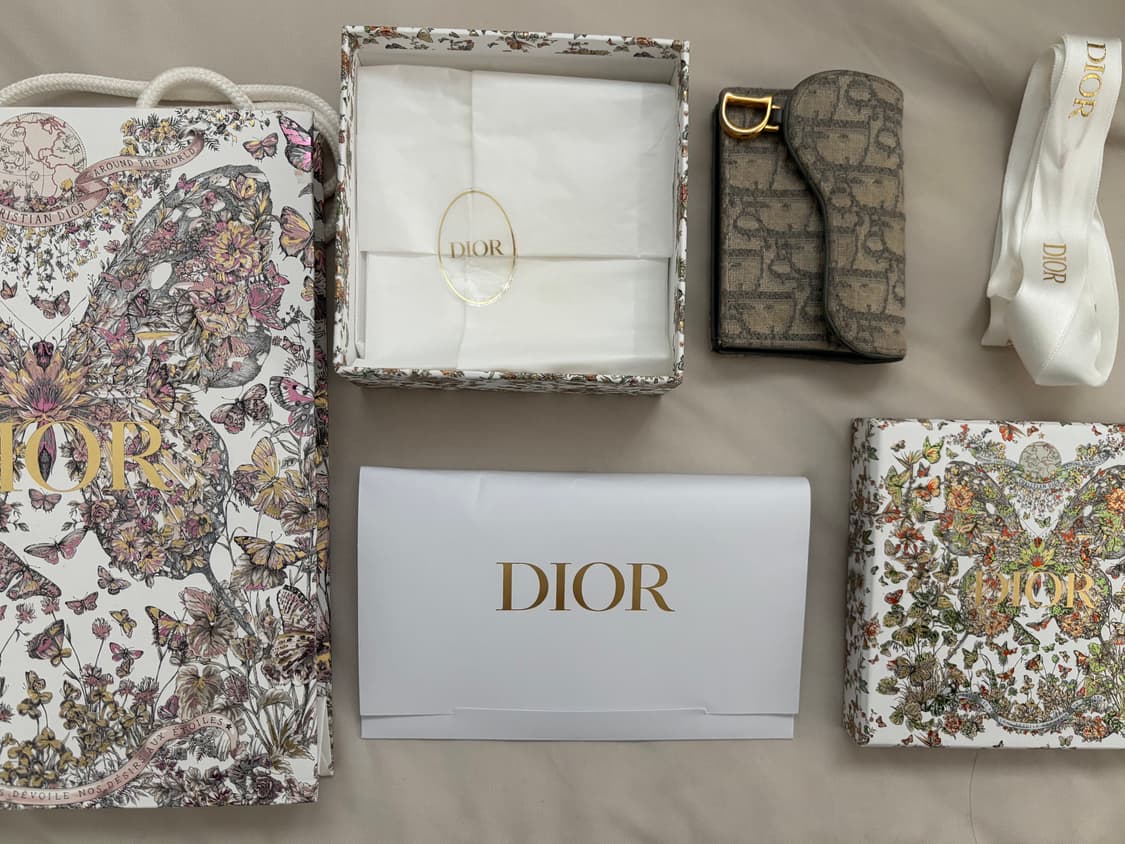 디올 오블리크 새들 지갑 (그레이) (풀박 구성) (감정 ⭕️) 상품이미지1