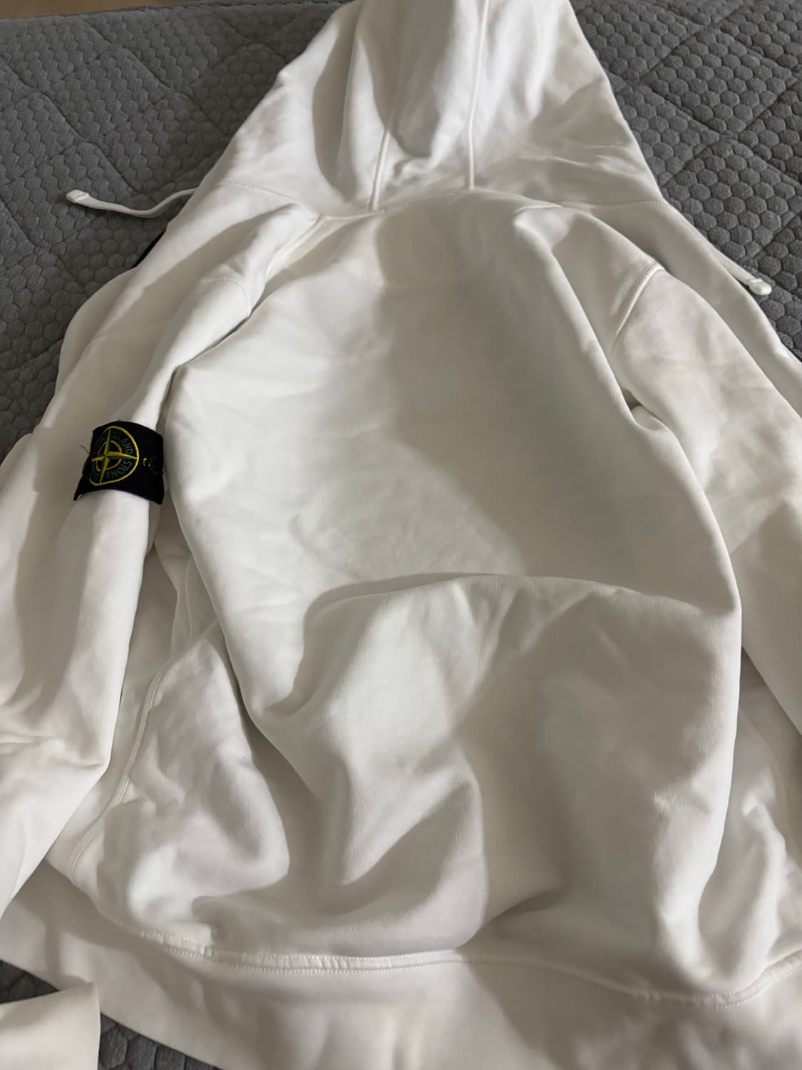 스톤아일랜드 화이트 후드집업  상품이미지3