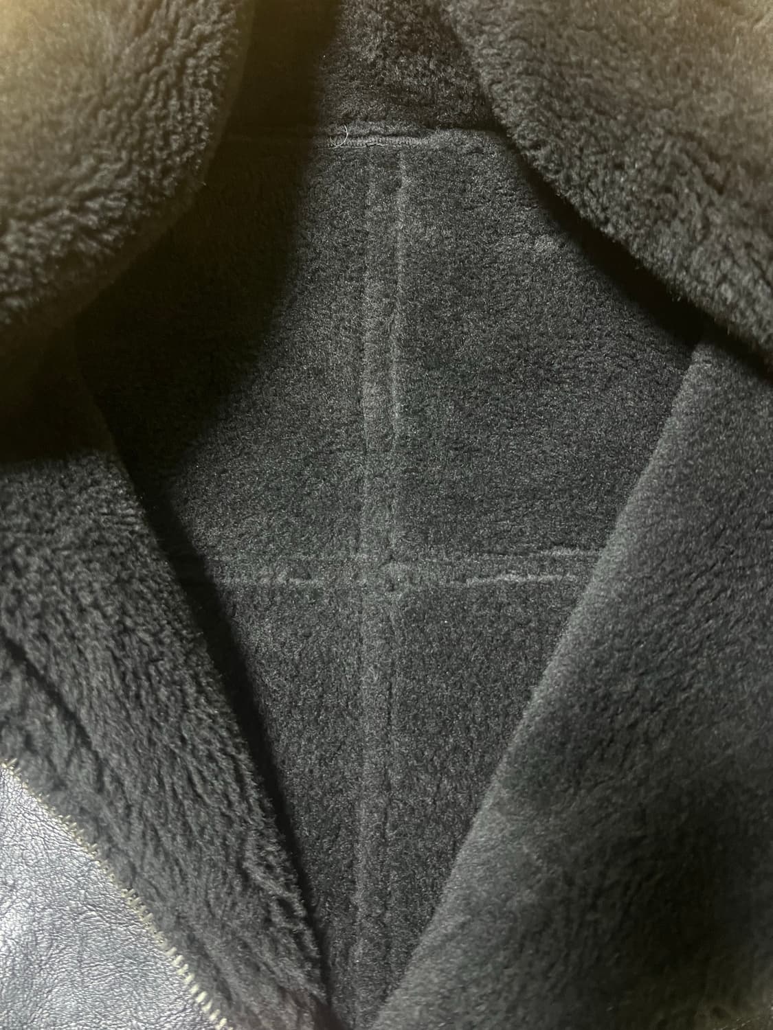 블랙 비건 에코퍼 무스탕 상품이미지4