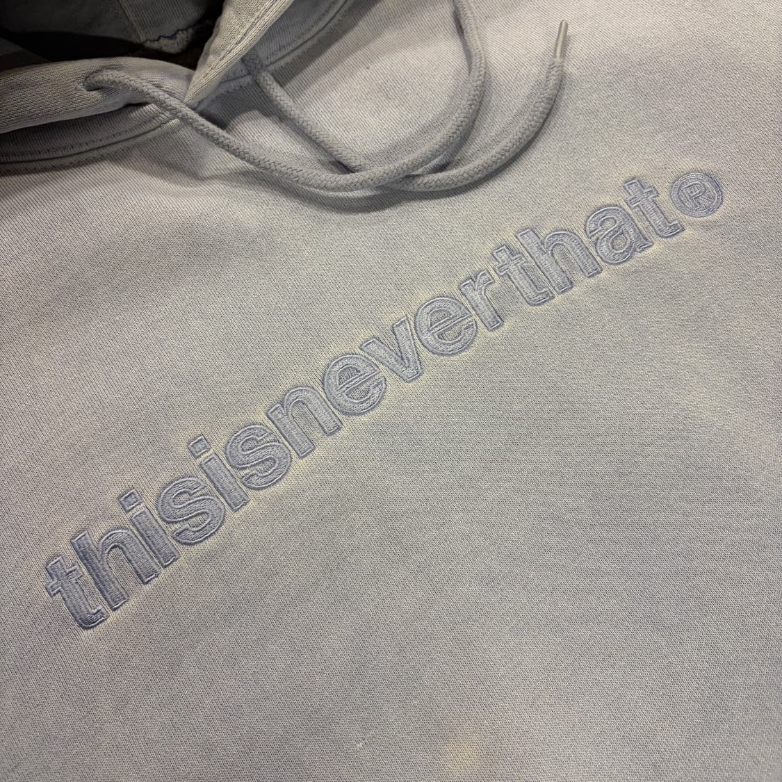 [M] 디스이즈네버댓 피그먼트 워싱 후드티 하늘 C615 상품이미지4