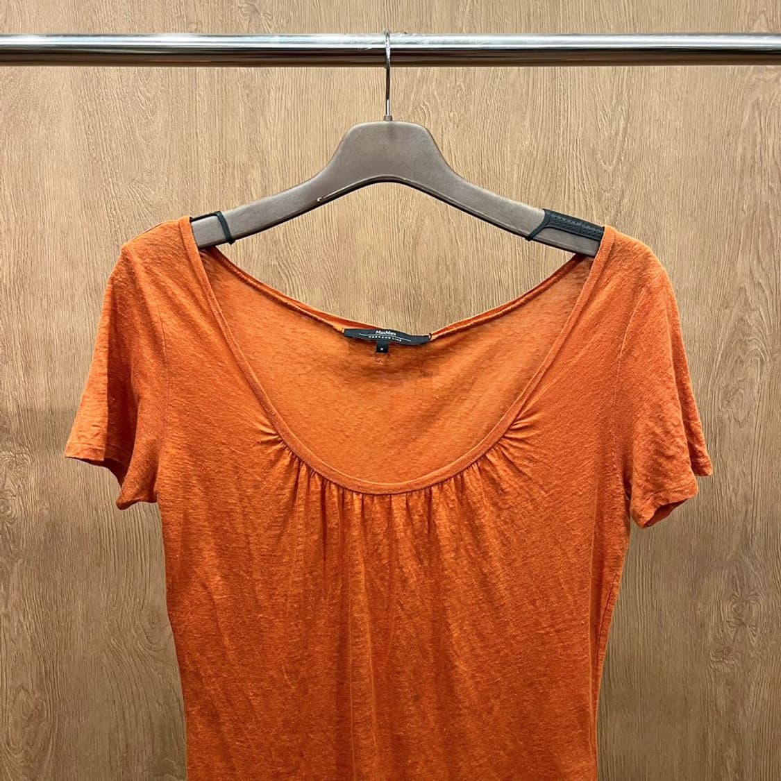 막스마라 코튼 반팔 티셔츠 와이드 라운드넥 셔링 비즈 디테일 오렌지 상품이미지4