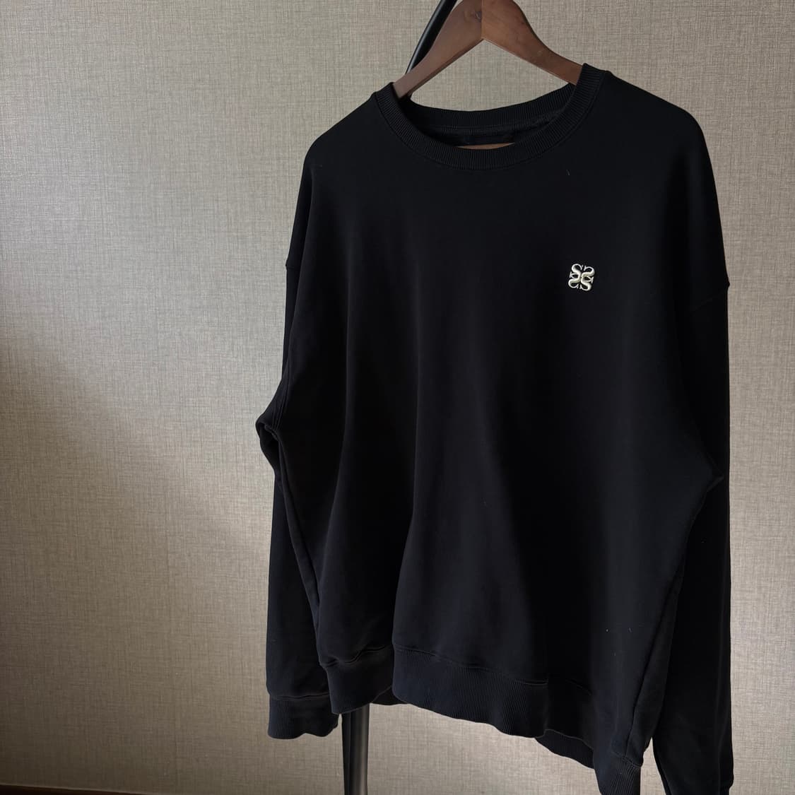 SATUR 세터 스몰로고 오버핏 스웻셔츠 XL 상품이미지4