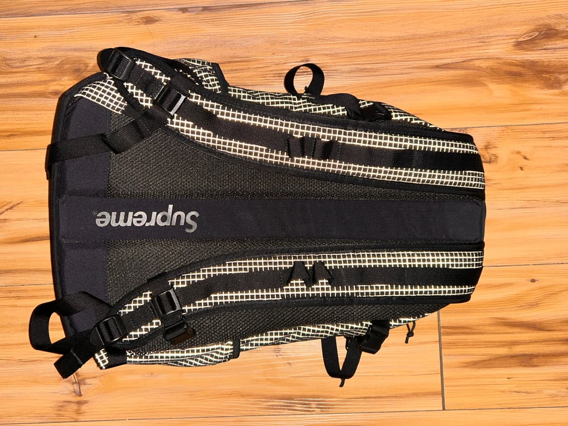 슈프림백팩 24ss 상품이미지3