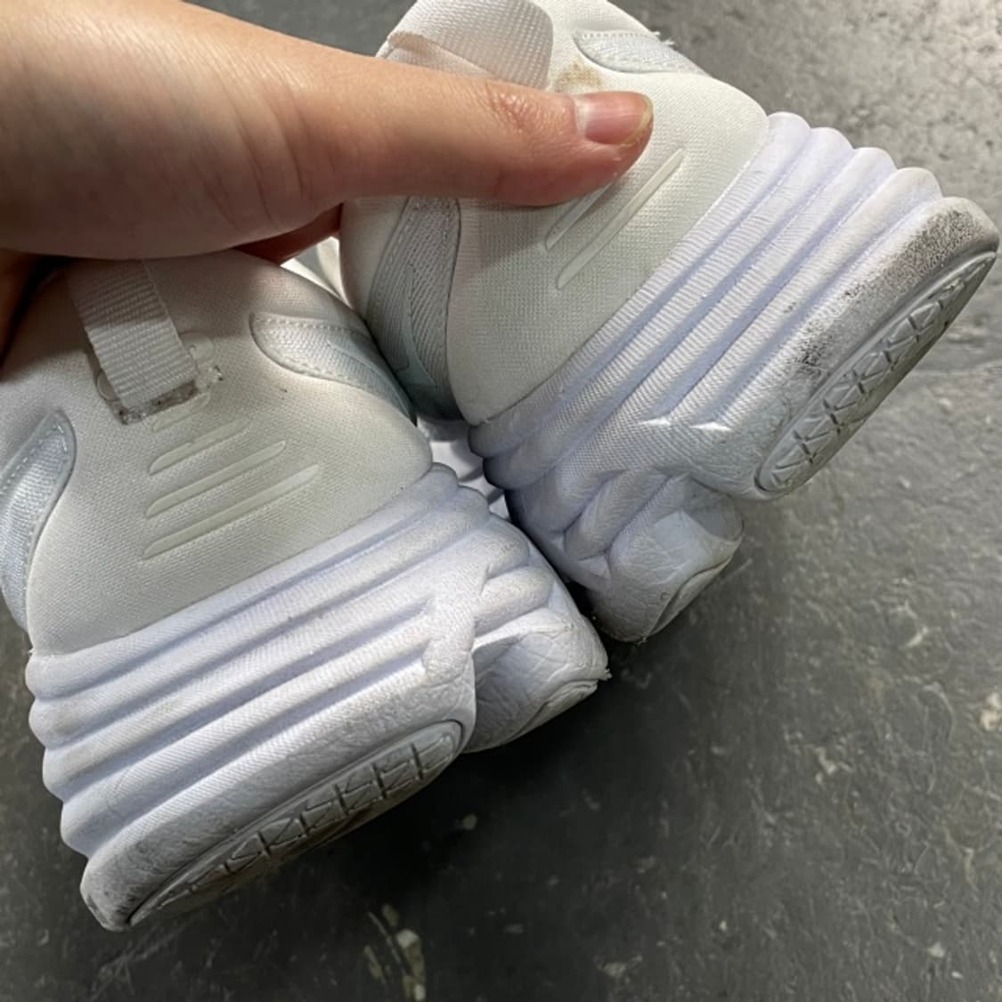 265 호카 오네오네 본디 8  상품이미지4