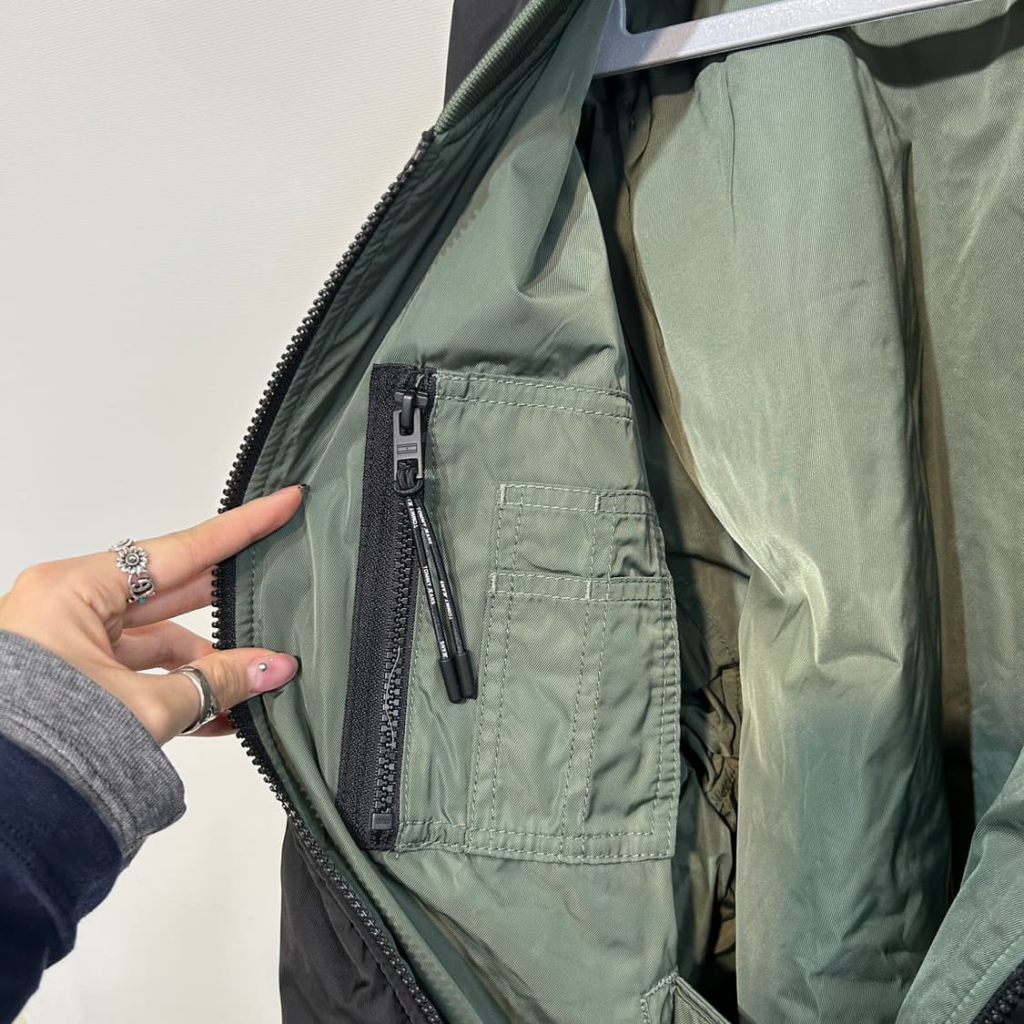 타미힐피거 남성 항공점퍼 100정도 상품이미지4