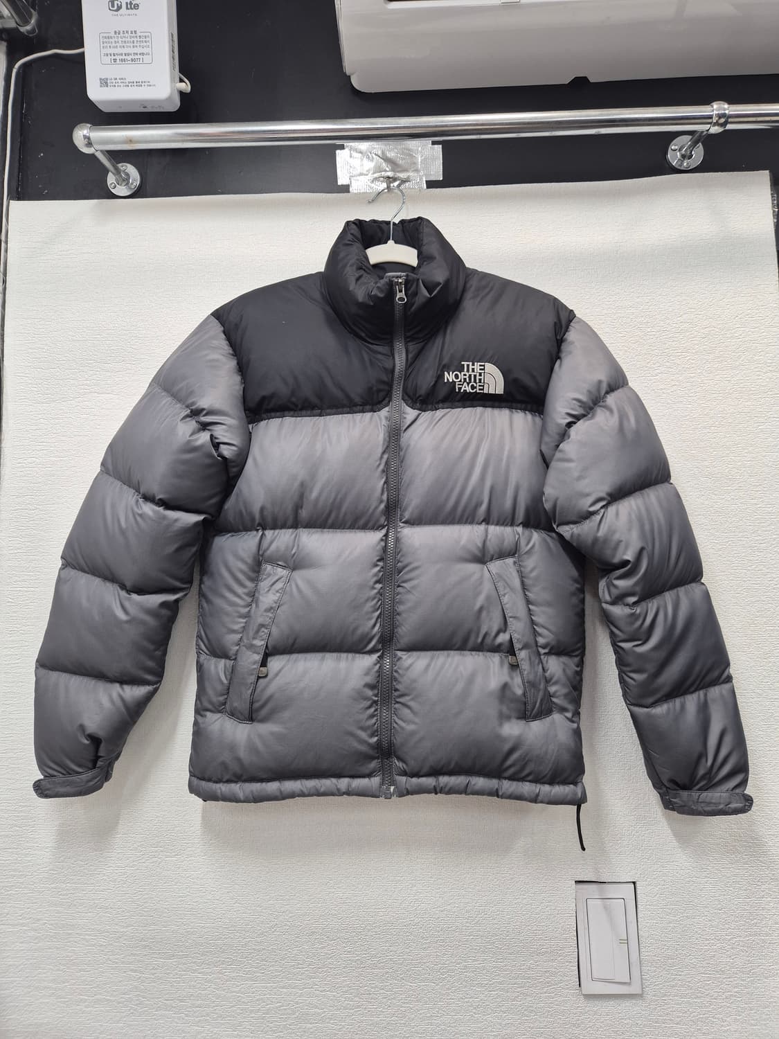 노스페이스 눕시 700  패딩 그레이 / 55 (정품) 상품이미지1