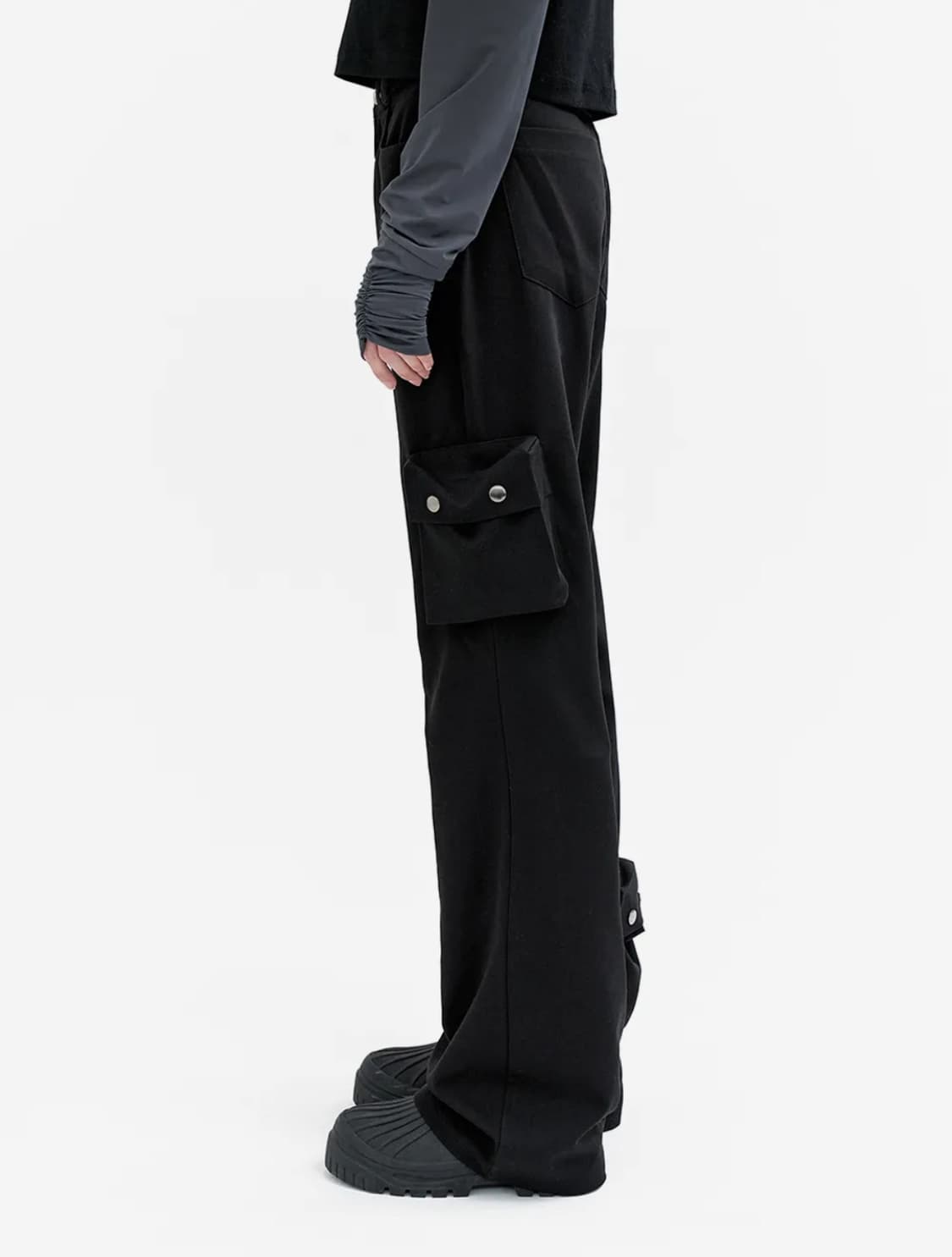 YEEL MULTI-POCKET BOOTS CUT PANTS BLACK 상품이미지2