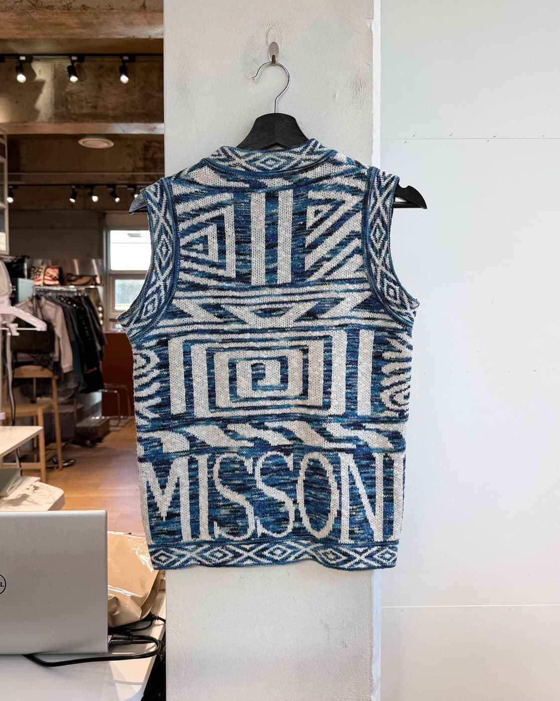 미쏘니 블루 에스닉 패턴 니트 베스트 상품이미지7