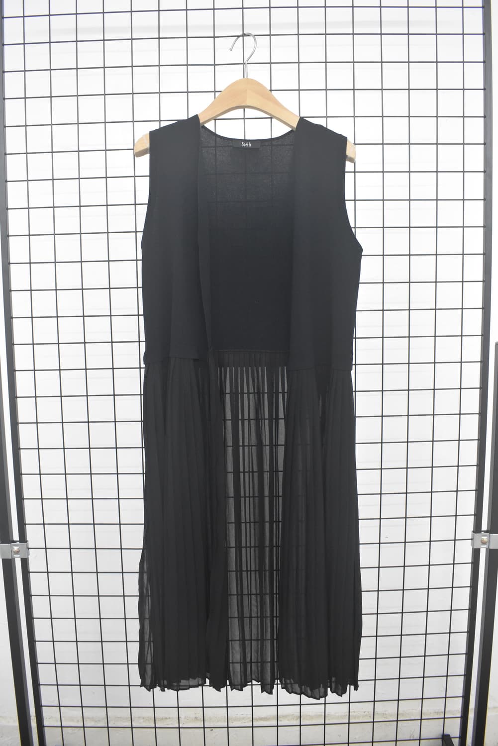 Black Chiffon Layered Long Vest 상품이미지1