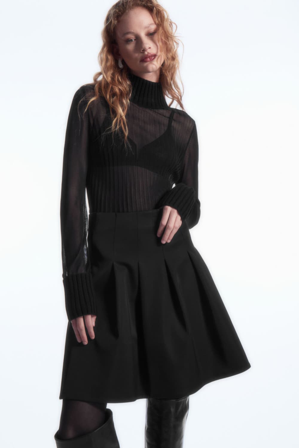 COS 코스 볼류미너스 플리티드 새틴 미니 스커트 상품이미지2