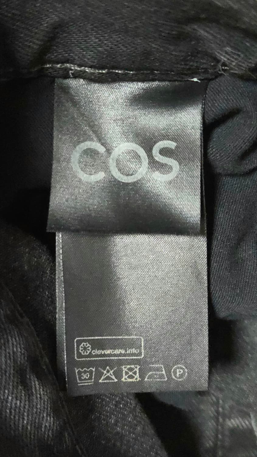 (착샷) 코스 COS 릴렉스 스트레이트 데님 흑청 상품이미지4