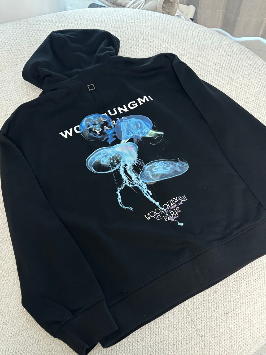 [새상품급] 우영미 24SS 젤리피쉬 야광 후드티 50사이즈 상품이미지1