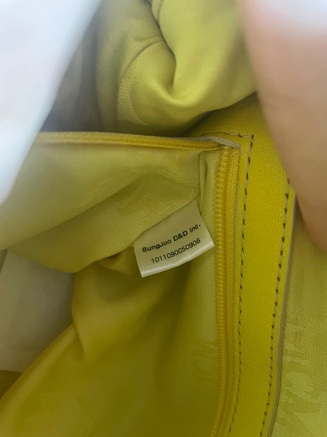 엠씨엠 가방 판매 상품이미지3