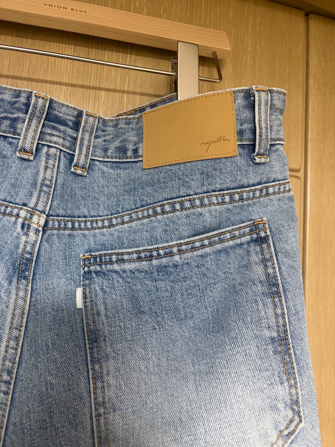 유스 23ss 와이드 데님 라이트 블루 M사이즈 상품이미지3