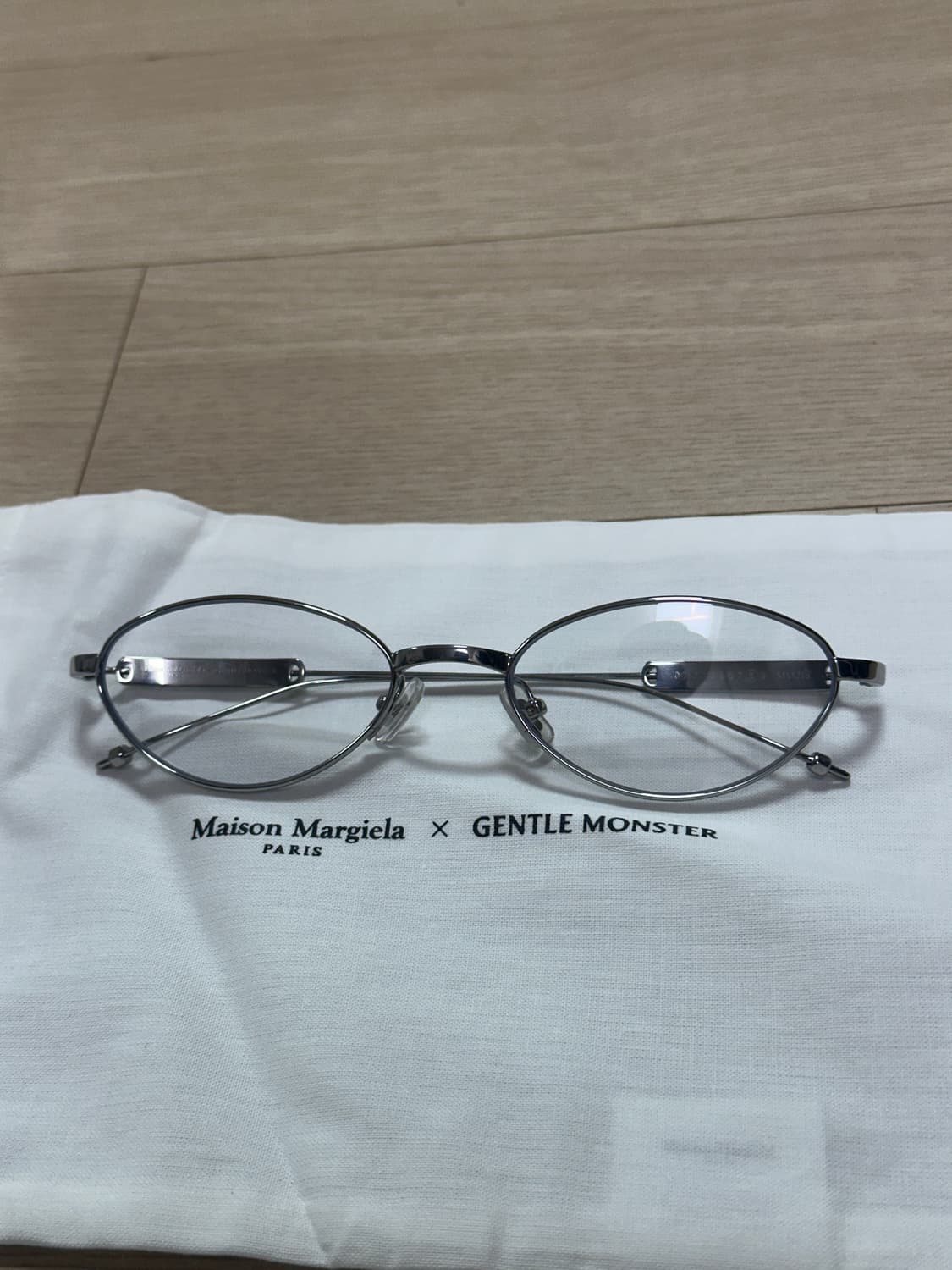 (새상품) 젠틀몬스터 마르지엘라 MM216 실버 클리어 상품이미지3