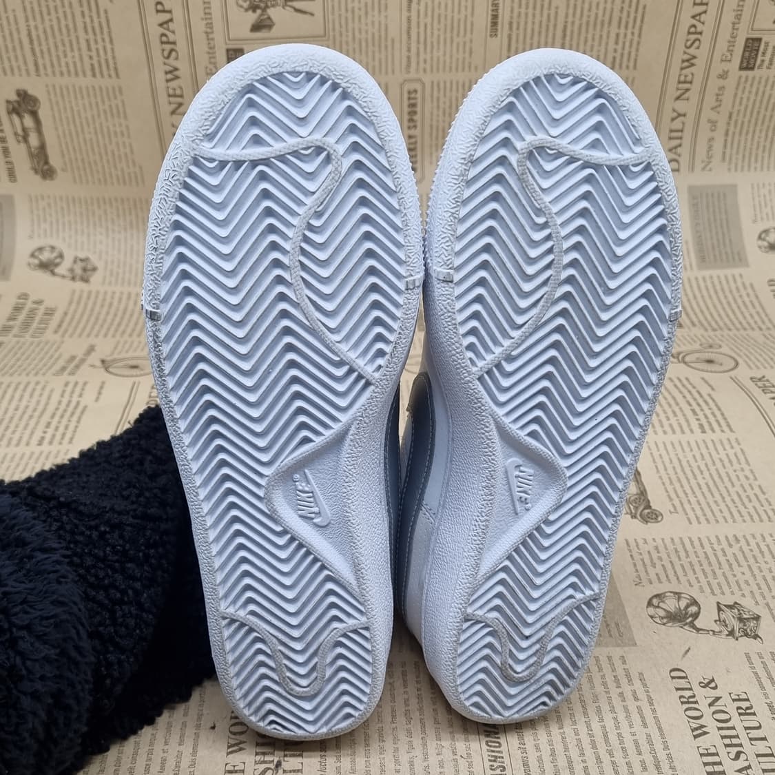 나이키 코트 로얄 여성 스니커즈230 상품이미지2