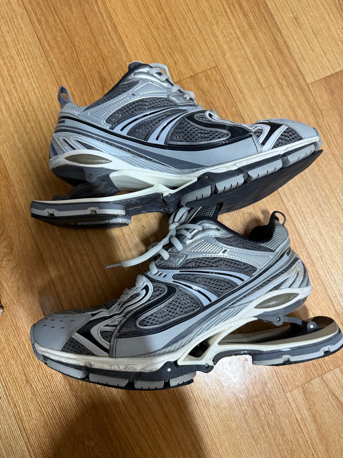 발렌시아가 엑스팬더 상품이미지1