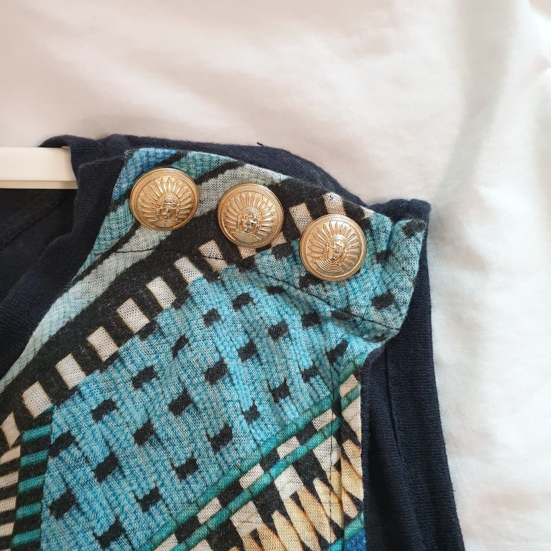 발망 Balmain Ethnic Print T-shirt 상품이미지2