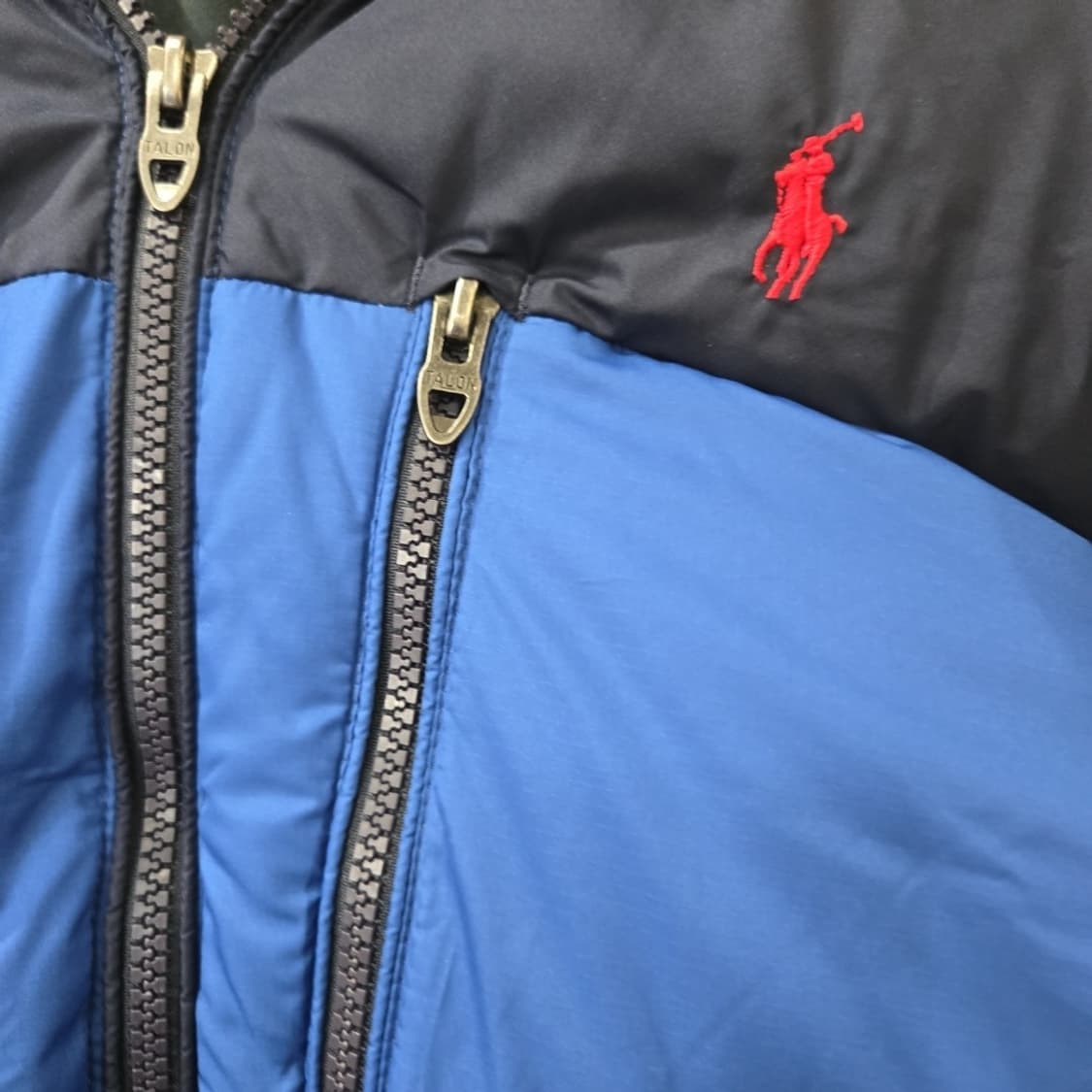 21FW 폴로 랄프 로렌 컬러 블록 후드 다운 패딩 네이비 블루 상품이미지2