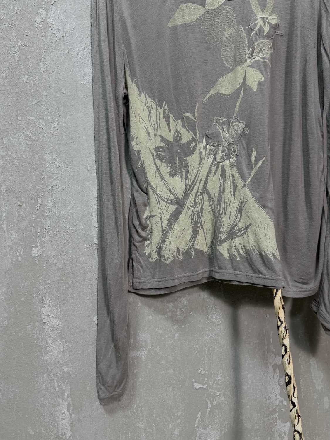 jpn-Grey Botanical Print Top 상품이미지4