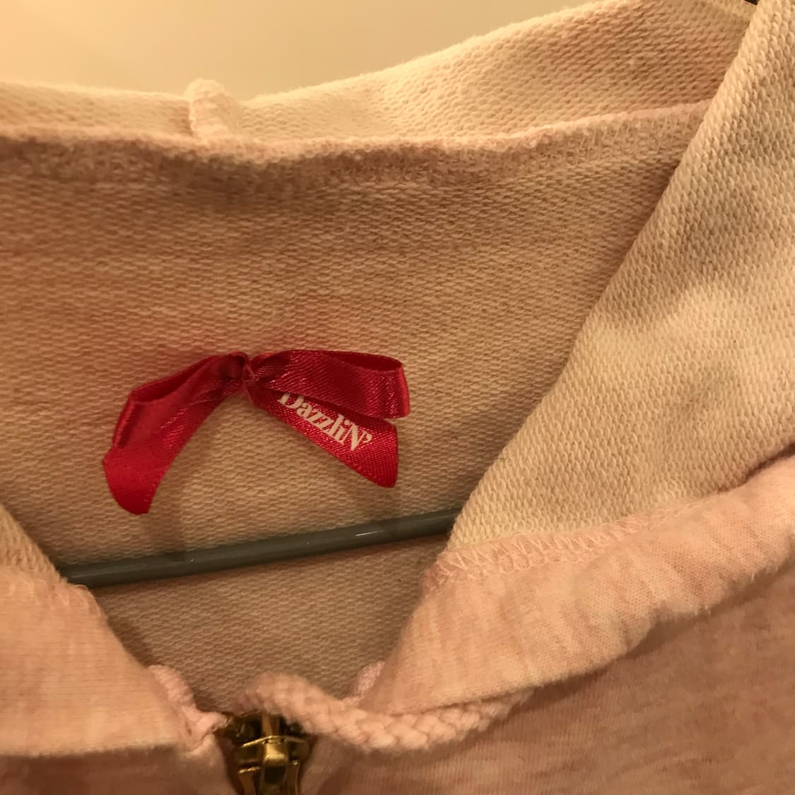 Dazzlin 다즐린 라떼갸루 딸기우유 투웨이 후드집업 상품이미지4