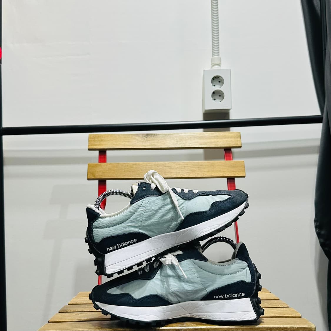 230) 뉴발란스 운동화 여성 여자 신발 327 네이비 스니커즈 상품이미지4