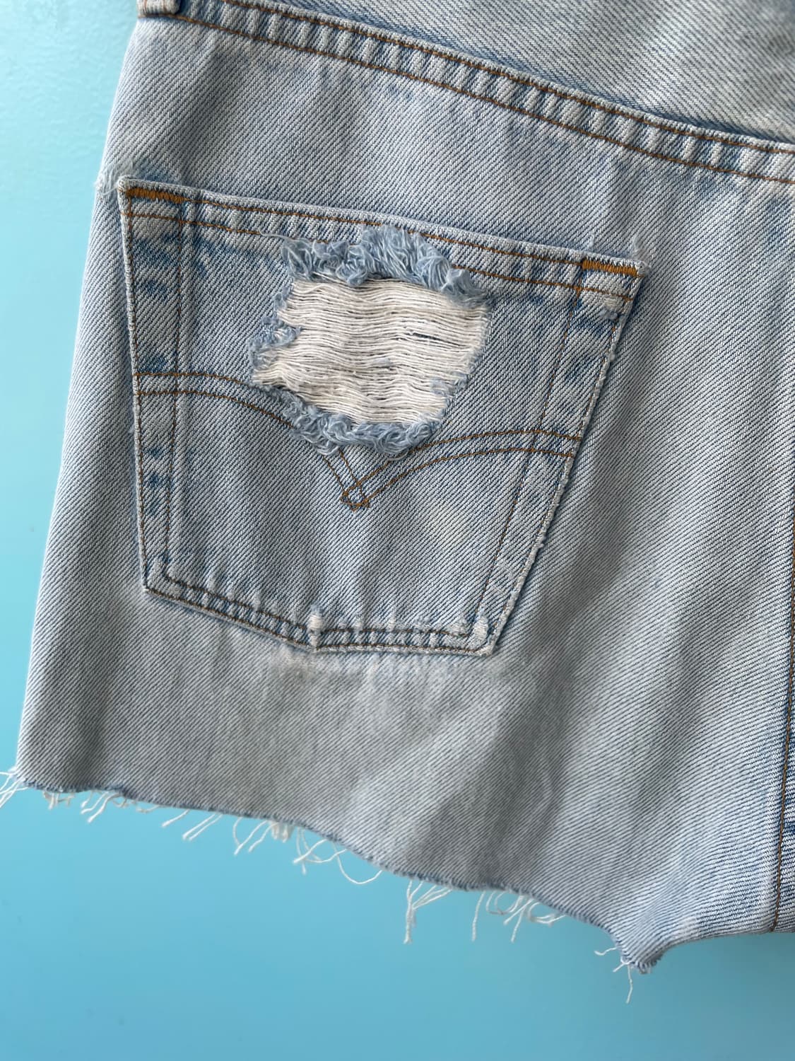 1990's Vintage Levi’s 501 Denim Shorts 상품이미지3