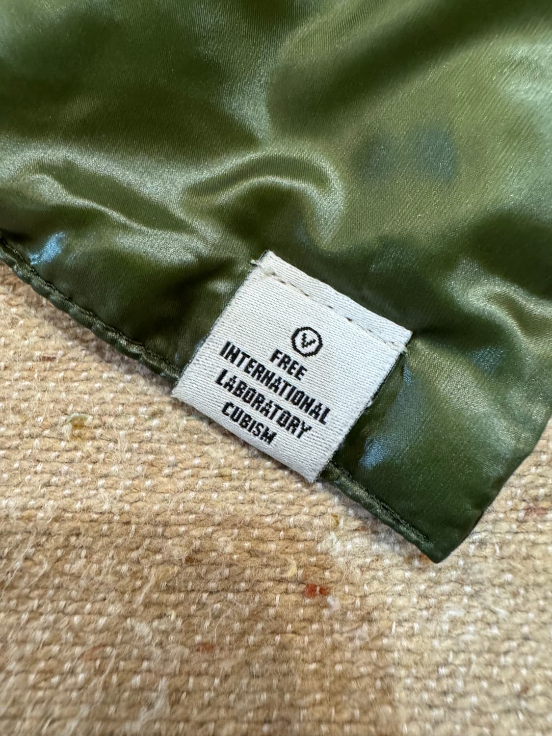 [OS] 비즈빔 패커블 머플러 올리브 상품이미지3