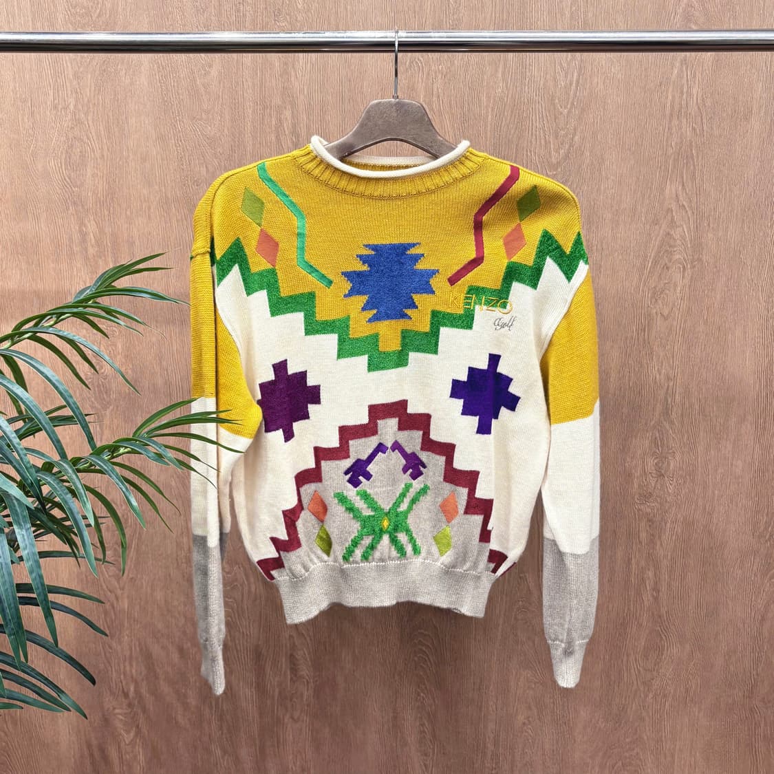 겐조 골프 크루넥 긴팔 울 니트 스웨터 기하학 패턴 시보리 디테일 옐로우 상품이미지1