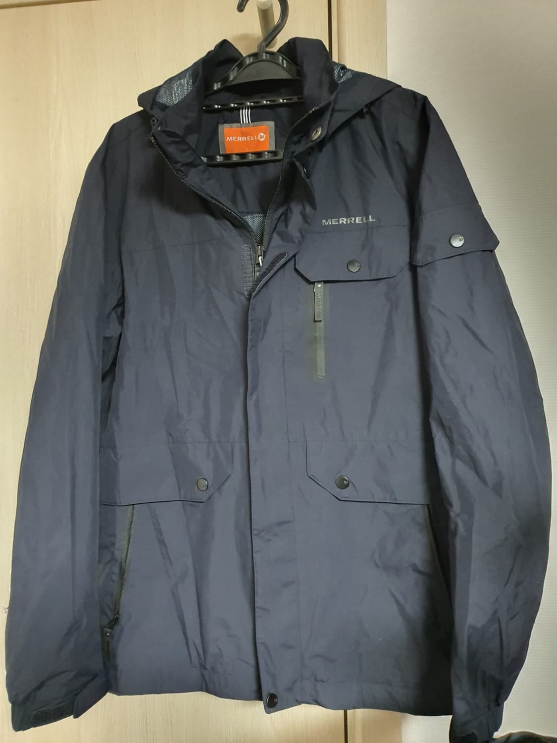 머렐 정품 바람막이 100사이즈 팝니다 상품이미지1