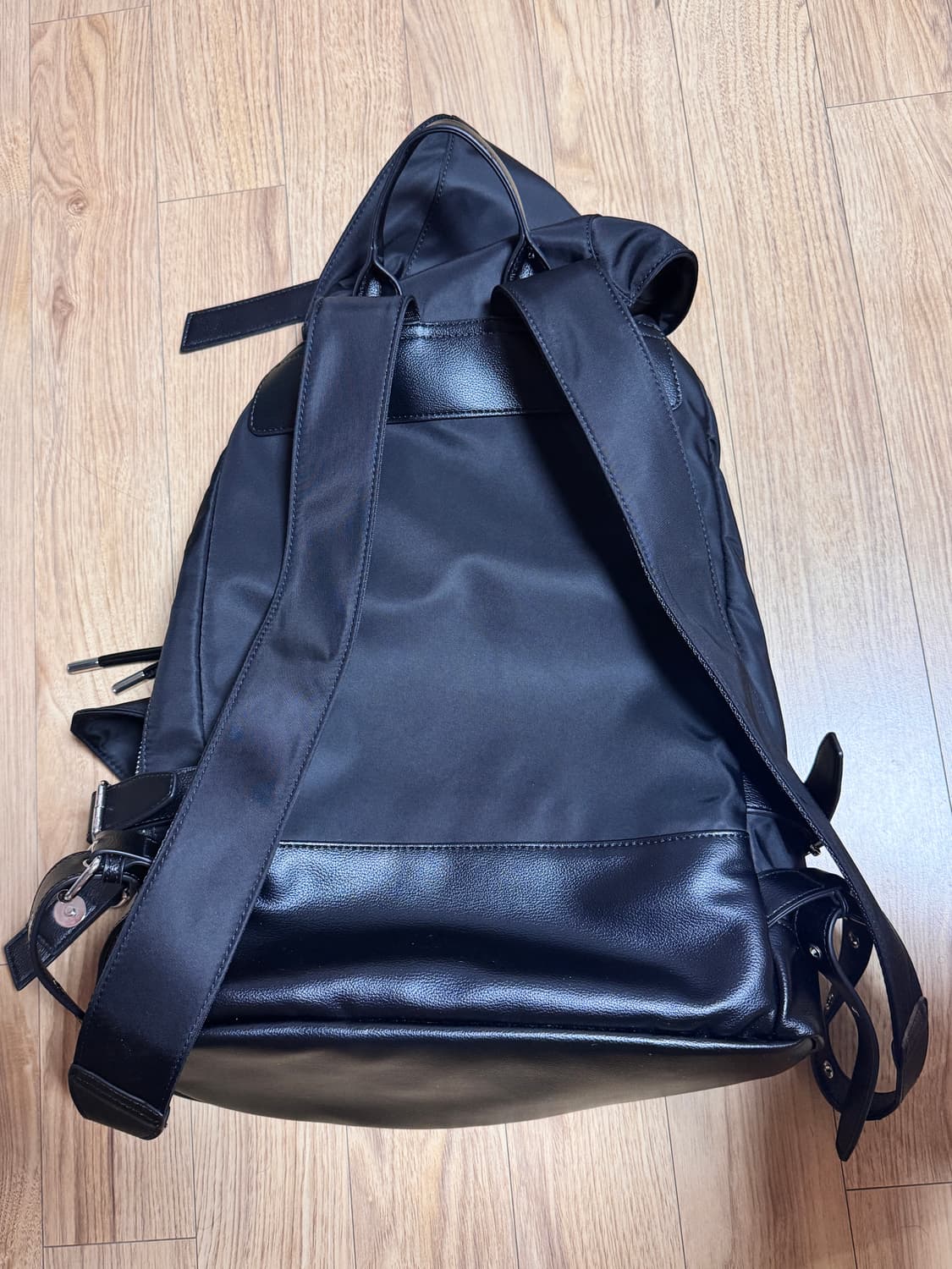 르아브 앨버트 나일론 럭색 블랙 상품이미지2