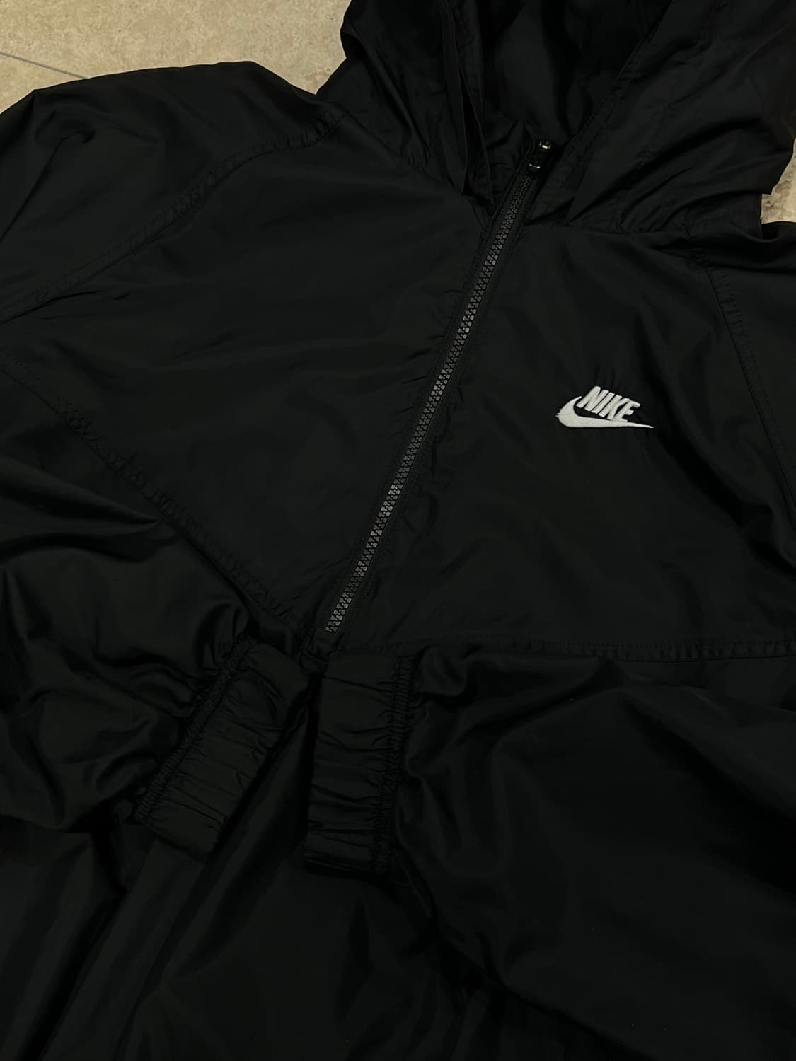 나이키 윈드러너 언라인드 우븐 아노락 블랙 상품이미지4