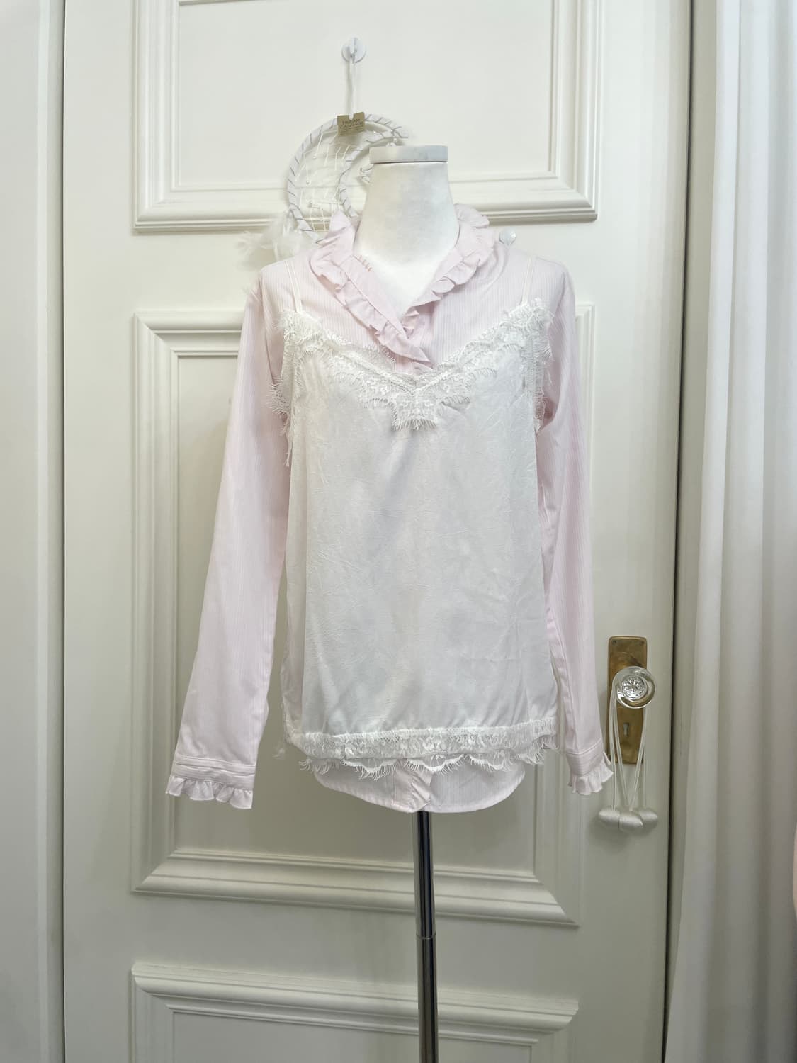 pink ruffle point lovely shirt&white lac 상품이미지1
