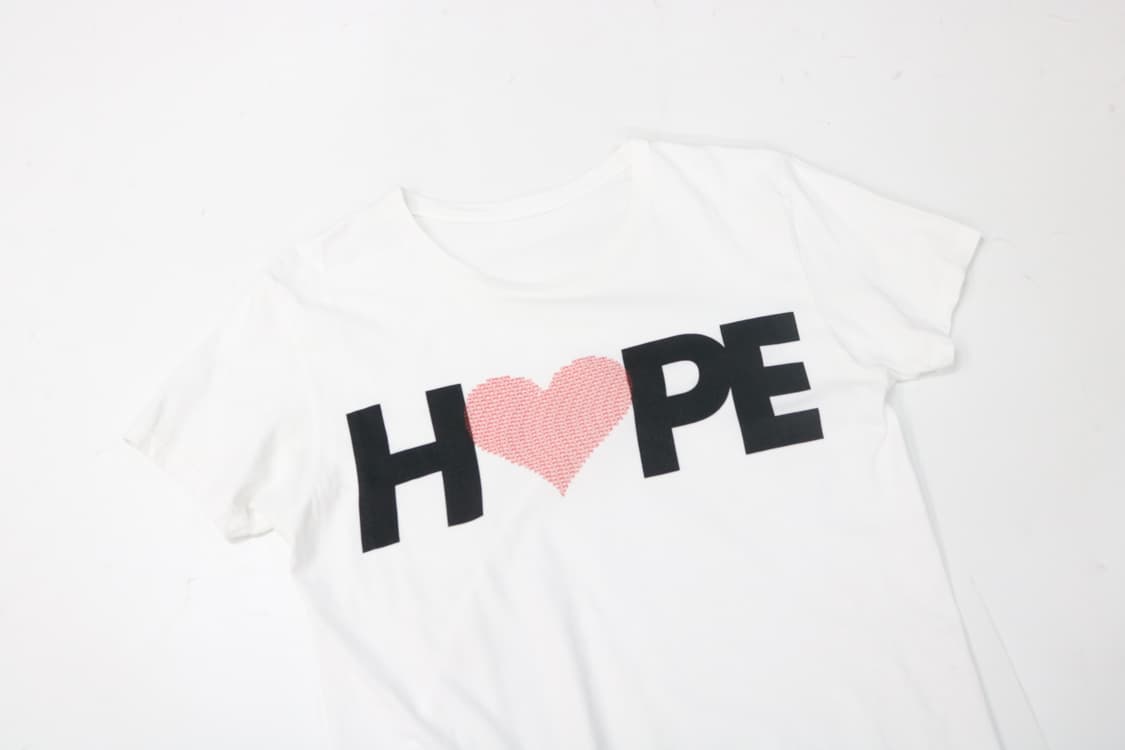 빈티지 HOPE 그래픽 하트 타이포그래피 화이트 반팔티셔츠 상품이미지3